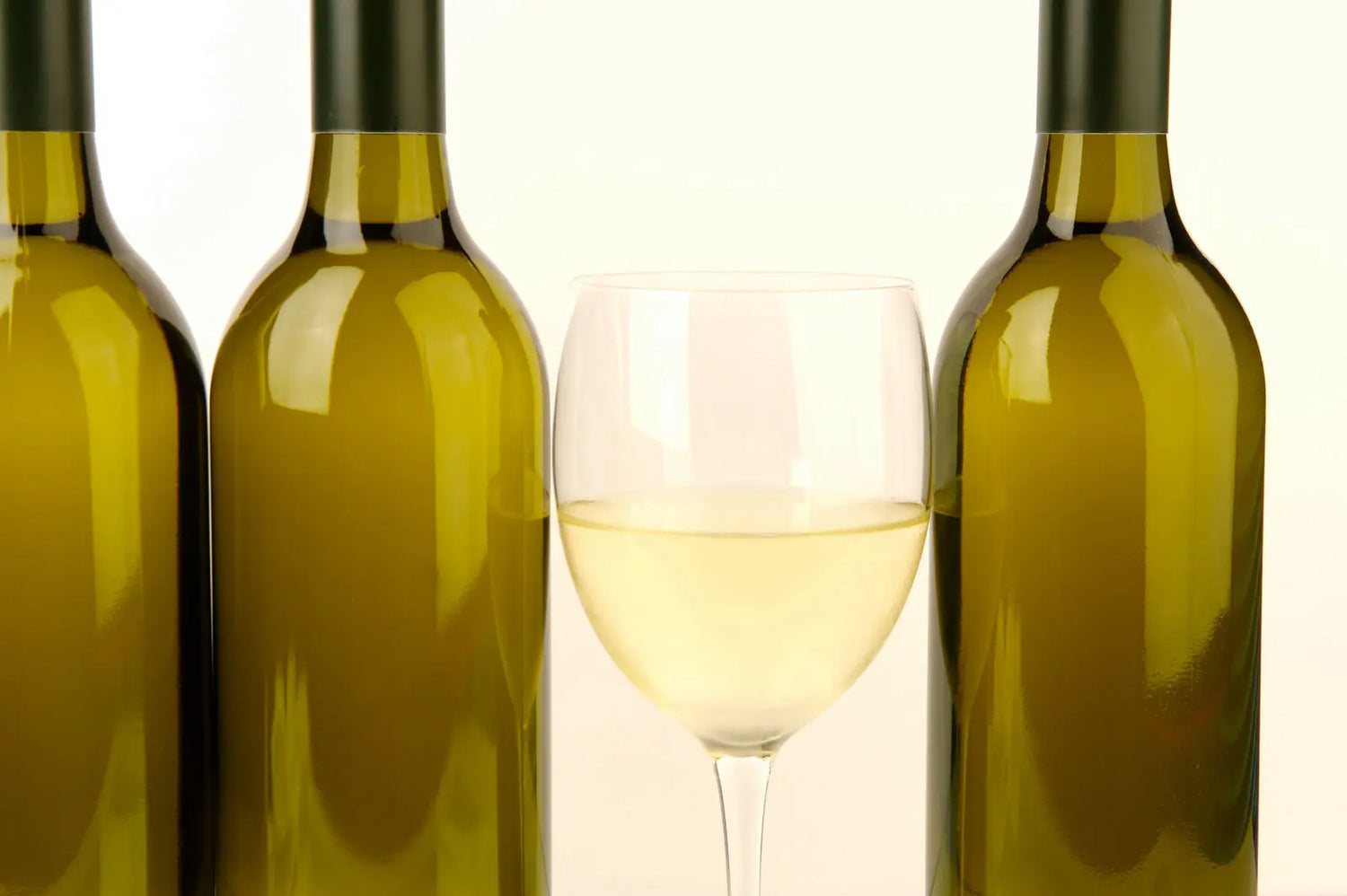 What Makes A White Wine “Dry”?